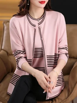 Two Pieces Sets Sweater Women Autumn Spring Mother Sweater Casual Stripe Print Pull Femme Short Sleeve Top + Cardigans