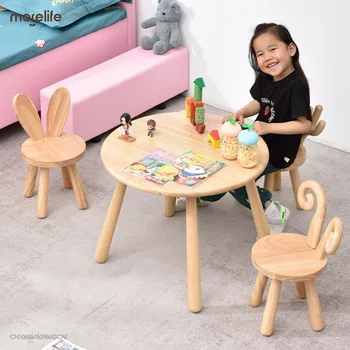 Vaikų stalo taburetė Medinė taburetė Darželio medžio masyvo stalas ir kėdžių komplektas Kūdikių rašymas Mokymosi žaidimas Žaislinis stalas Namų naudojimas
