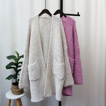 VANOVIČIUS 2024 Ruduo ir žiema Naujas korėjietiško stiliaus ilgas storas mezgimo megztinis Megztinio paltas Moters temperamentas Laisvas laisvalaikio megztinis Paltas